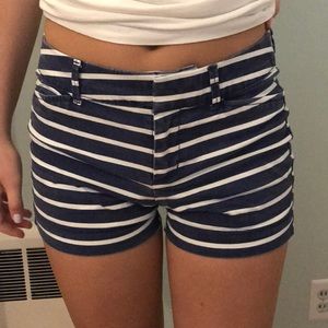 ❗️4/$25❗️Old Navy Blue and White Striped Shorts